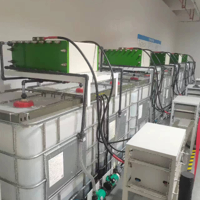 50kw/200kwh Vanadium REDOX Flow-batteri med sin egen kärnteknologi för energilagring